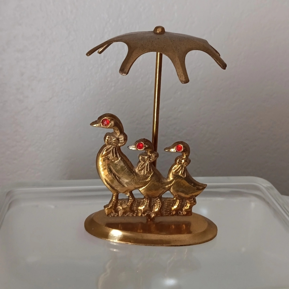 Vintage brass figurine ducks umbrella 1970's